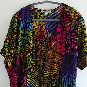 Delightful Roamans button front blouse